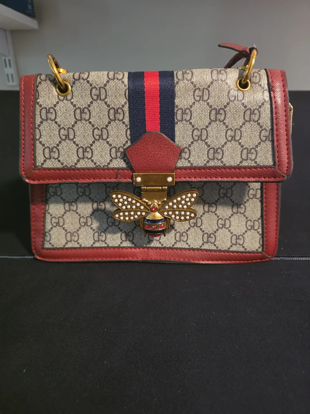 Women's Bee Clasp Monogram Crossbody Satchel Handbag Red & Beige